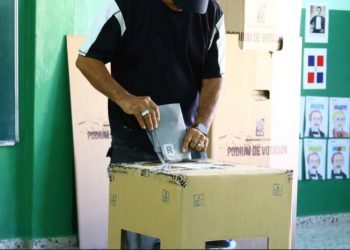 La JCE estudia reglamento para regular encuestas electorales, incluyendo las de boca de urna