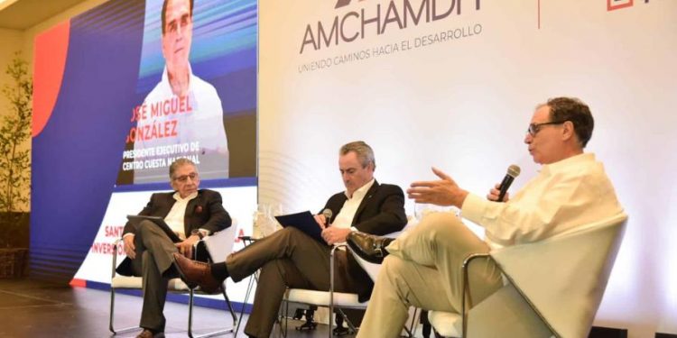 Apuestan por Santiago como motor económico y polo de inversión