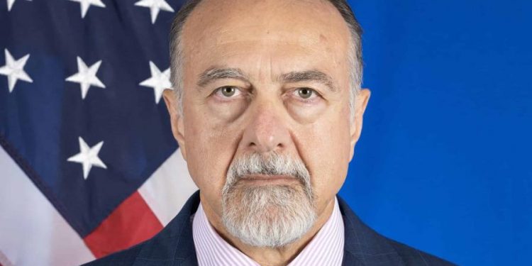 EE. UU. envía a un veterano diplomático y exoficial del Ejército a dirigir su embajada en Haití