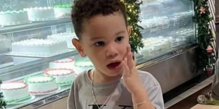 Allanamiento en Salcedo, provincia Hermanas Mirabal, relacionado con el caso del niño desaparecido en Manabao