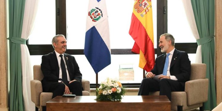 Luis Abinader y el rey de España participarán en la clausura del Congreso Mundial de Derecho