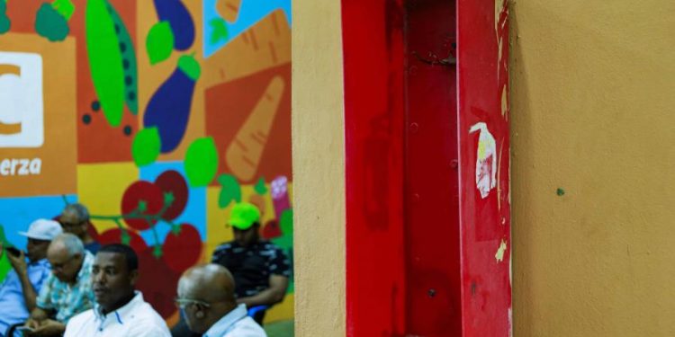 Sin seguro ni sistemas contra incendios, el fuego tomó desprevenido al Merca SD