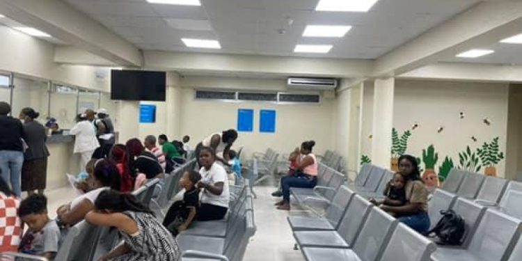 Hospitales con baja afluencia de pacientes pese a virus respiratorios