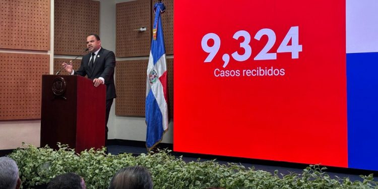 Defensor del Pueblo presenta informe de gestión 2024