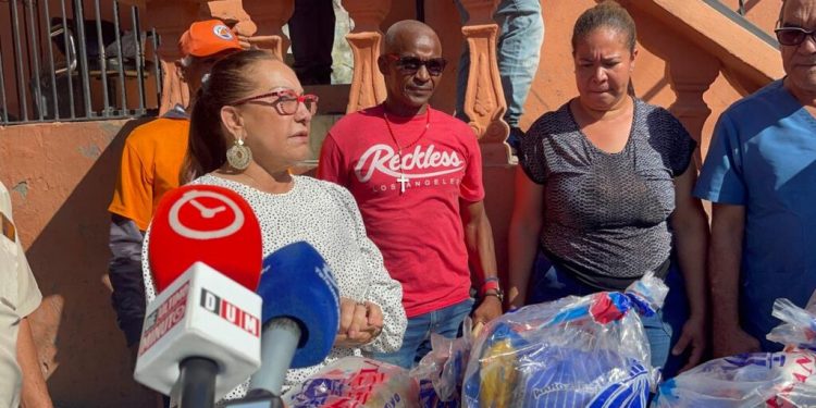 Gobernadora de Santiago reiteró preocupación por cadena de fuego que han dejado muertos y casas destruidas