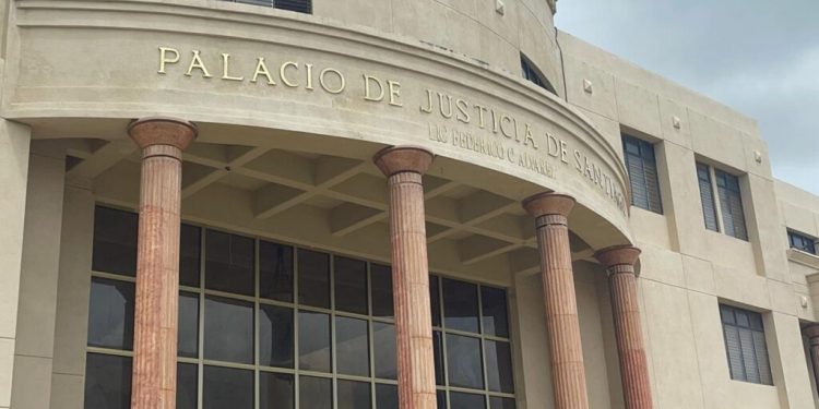 Condenan a 20 años de prisión hombre que intentó asesinar a su expareja en Santiago