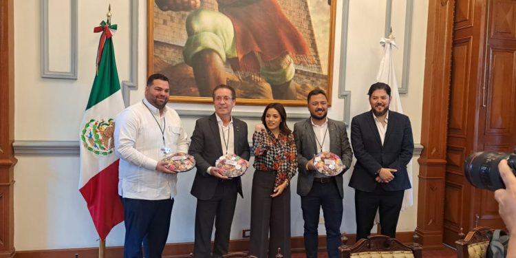 Alcaldía de Santiago refuerza cooperación internacional en ciudades inteligentes desde el Smart City Expo LATAM 2024