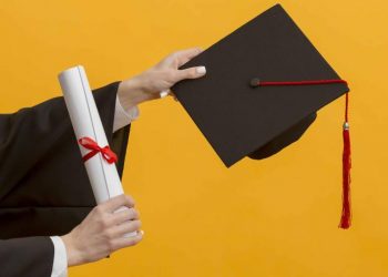 Más de 13,000 profesionales se graduaron en lo que va del año