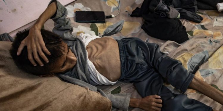 Gaza supera los 400 muertos cerca de puntos de ayuda humanitaria