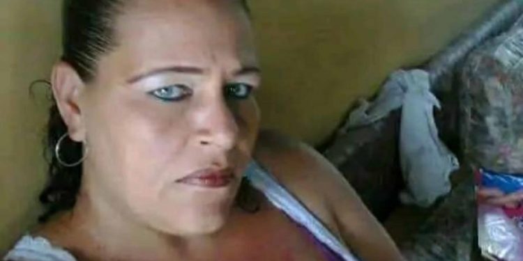 Una mujer sufre muerte cerebral tras presunta agresión de su pareja en Santiago