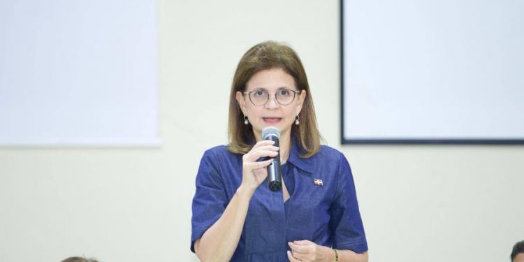 El Gobierno continúa las gestiones para renegociar arancel del 10 % con Estados Unidos