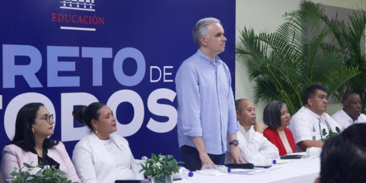 Luis Miguel De Camps: Acceso a educación pública está "garantizado para todos los estudiantes" en año escolar 2025-2026