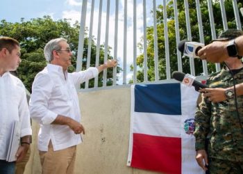 Presidente Abinader resalta importancia de defender la frontera nacional