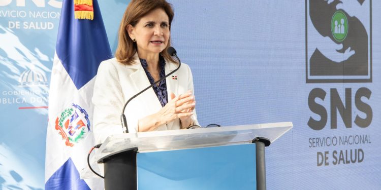 Vicepresidenta Peña encabeza entrega de obras de salud en Santiago y Puerto Plata, además de Caipi en Bahoruco
