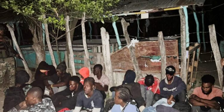Ejército envía ante el Ministerio Público 450 personas por tráfico de indocumentados y contrabando durante el primer semestre del año