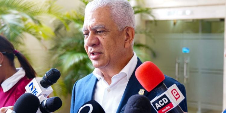 Ricardo de los Santos asegura Senado está abierto a escuchar al empresariado sobre reforma al Código de Trabajo