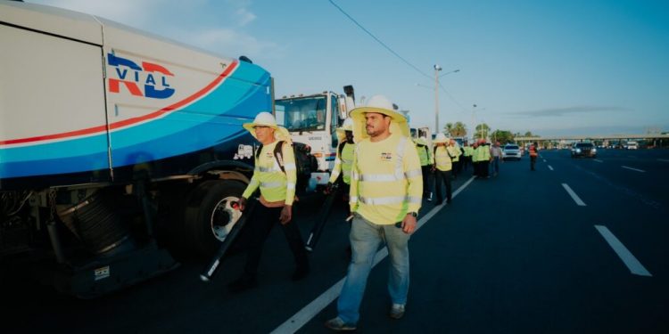 RD Vial lanza programa “Carreteras Limpias” para modernizar y embellecer autopistas del país