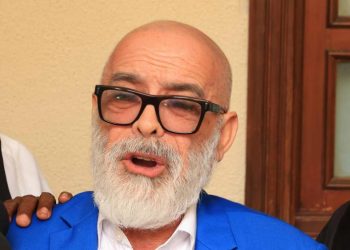 Abogado desmiente retiro de querellas contra Ángel Martínez: "No es verdad que haya acuerdo"