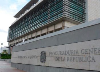 Ministerio Público dice red de sobornos pagó 100 millones de pesos para contratos de seguridad