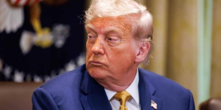 Trump avisa de un "anuncio de gran magnitud" sobre Rusia antes de reunión con jefe de la OTAN