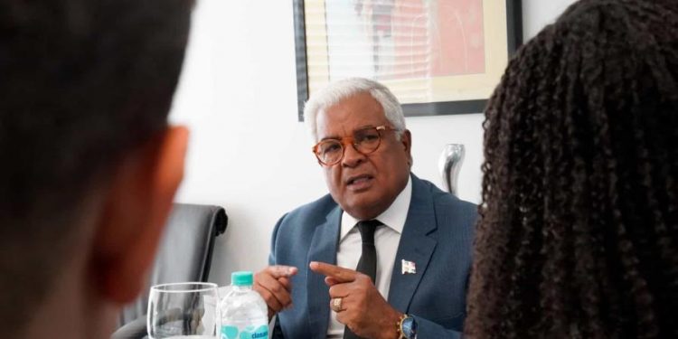 Rafael Burgos: "El Estado perdió más de 2 millones de tareas del 2000 al 2020″