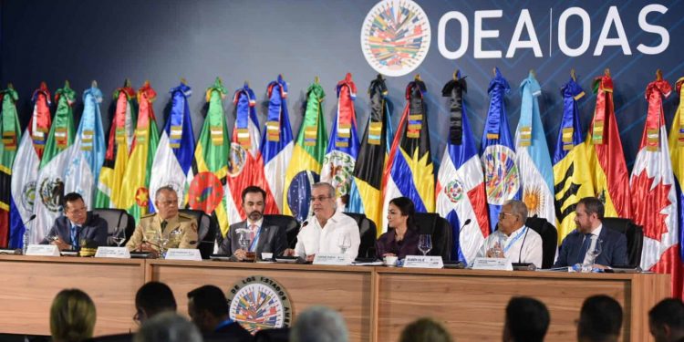 Durante reunión en RD, la OEA urge renovar instituciones policiales por alza del crimen en la región