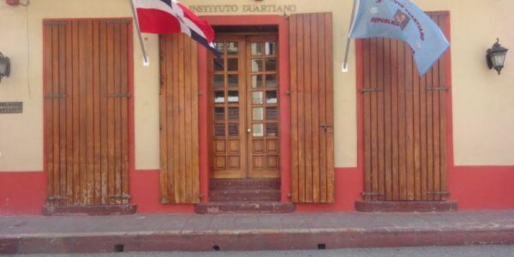 Solicitan prisión preventiva contra hombre que sustrajo 2 anillos históricos del Instituto Duartiano