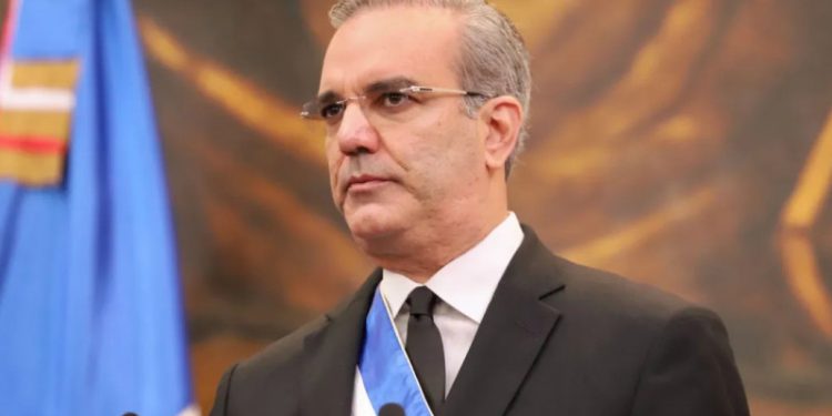 Abinader asegura que el Ministerio de Justicia está en proceso de conformación