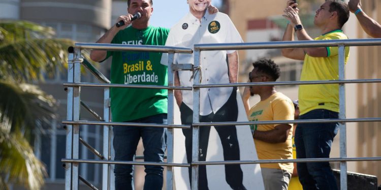 Prisión domiciliaria contra Jair Bolsonaro