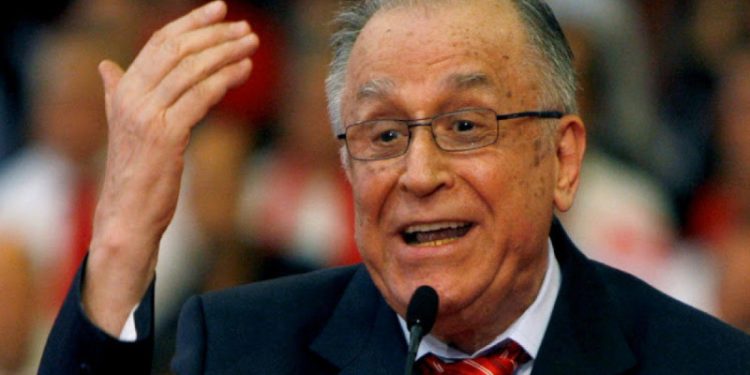 Muere Ion Iliescu, el líder rumano de la transición
