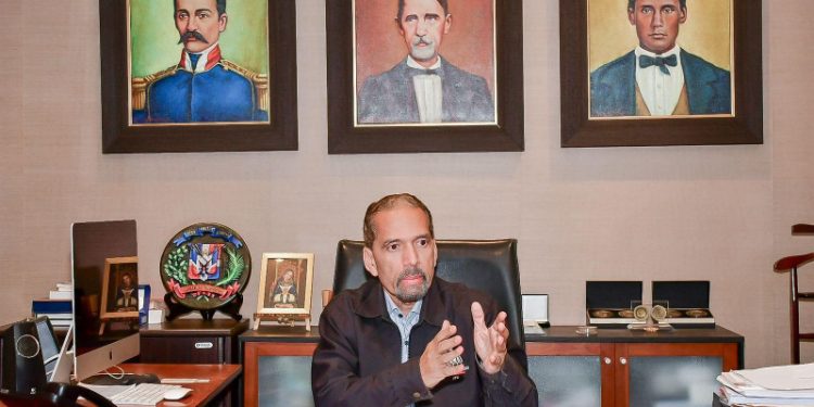 Efemérides Patrias considera falsa la excusa por el ultraje al Himno Nacional