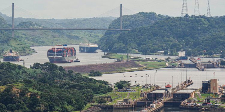 China y EEUU chocan en la ONU por el Canal de Panamá