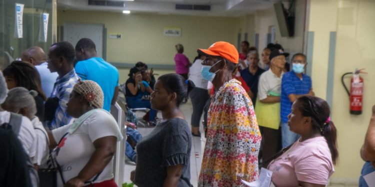 José Joaquín Puello dice es condenable todo caso de “deshumanización” en la atención médica