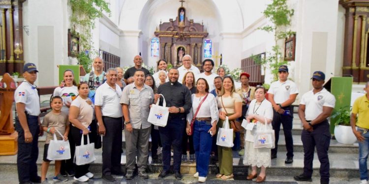 El Arzobispado y el Clúster Santiago Destino Turístico inauguran el primer “Sendero de la Fe Santiago”