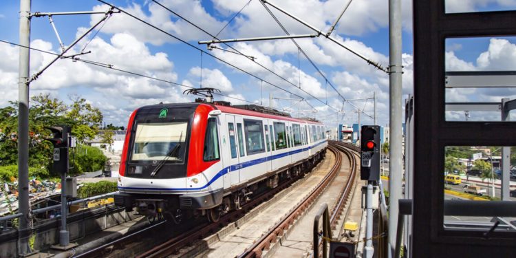 Metro de Santo Domingo operará trenes de seis vagones desde el 11 de agosto