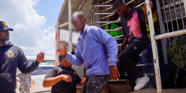 RD deportó más de 291.000 haitianos indocumentados entre octubre y julio