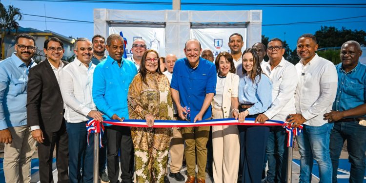 Alcaldía de Santiago entrega remozada Casa Club La Terraza con inversión de RD$17.6 millones