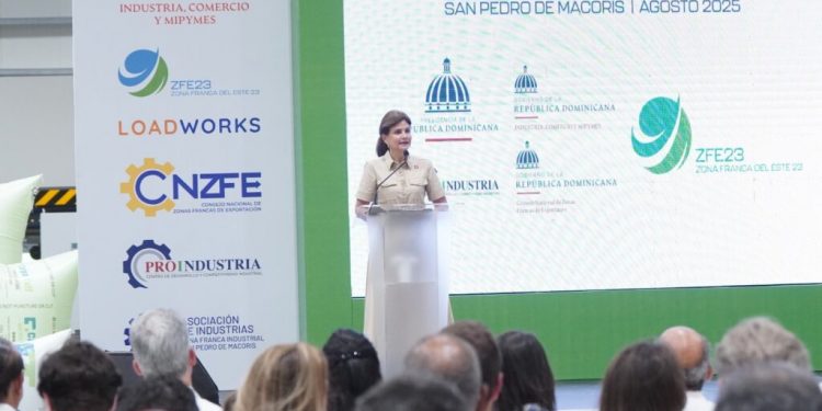Vicepresidenta encabeza inauguración de dos nuevas naves en Zona Franca de San Pedro de Macorís administrada por Proindustria