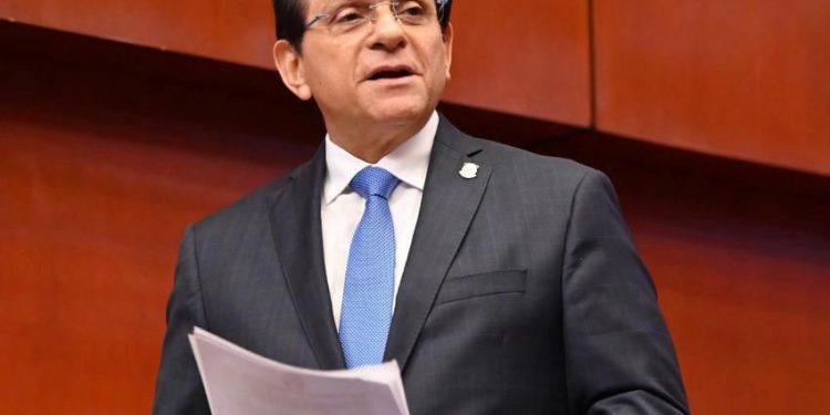 Senadores analizan resolución solicita hemocentro regional en el Cibao