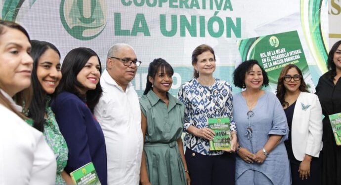 Raquel Peña resalta aportes de la mujer dominicana en lanzamiento de libro de la Cooperativa La Unión