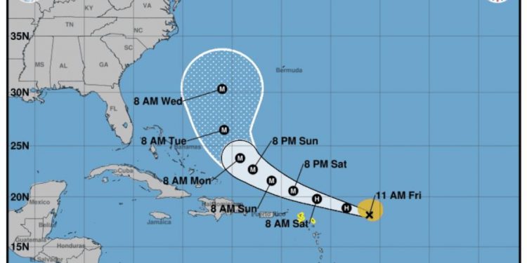 Erin se convierte en huracán; se esperan vientos moderados y oleaje peligroso en costa de RD