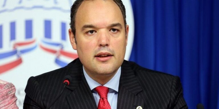 Cinco años después de salir del poder, el PLD se sigue desmembrando