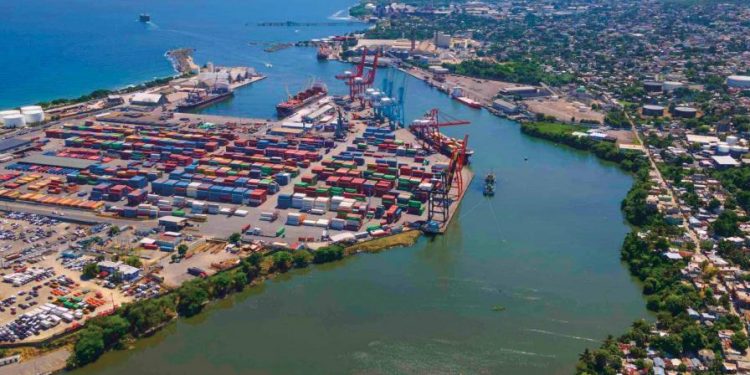 RD sigue negociando con Estados Unidos una reducción en los aranceles que se fijaron