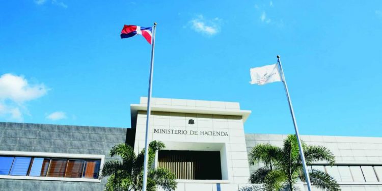 El Gobierno busca reactivar la economía con cambios al presupuesto nacional