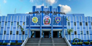 Tragedia: mujer mata a sus tres hijos y se quita la vida en el Ensanche Isabelita