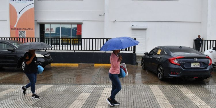 ¡Saque su paraguas! Fuertes aguaceros incidirán en gran parte del país