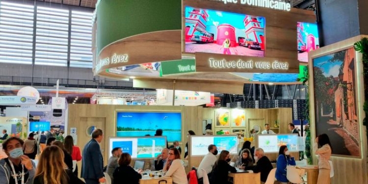 Turismo capta mitad de la inversión extranjera en RD