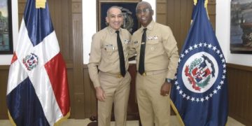 Armada y DNCD refuerzan alianza estratégica contra el narcotráfico