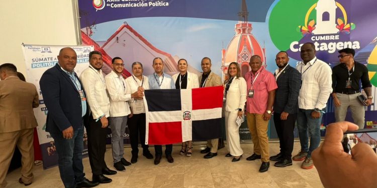 Alcaldía de Santiago participa en la XXIII Cumbre Mundial de Comunicación Política en Cartagena