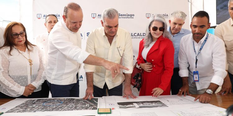 Presidente Abinader transfiere RD$658 millones al Ayuntamiento para el remozamiento del Hospedaje Yaque, el Mirador del Yaque (New York Chiquito) y otros saneamientos